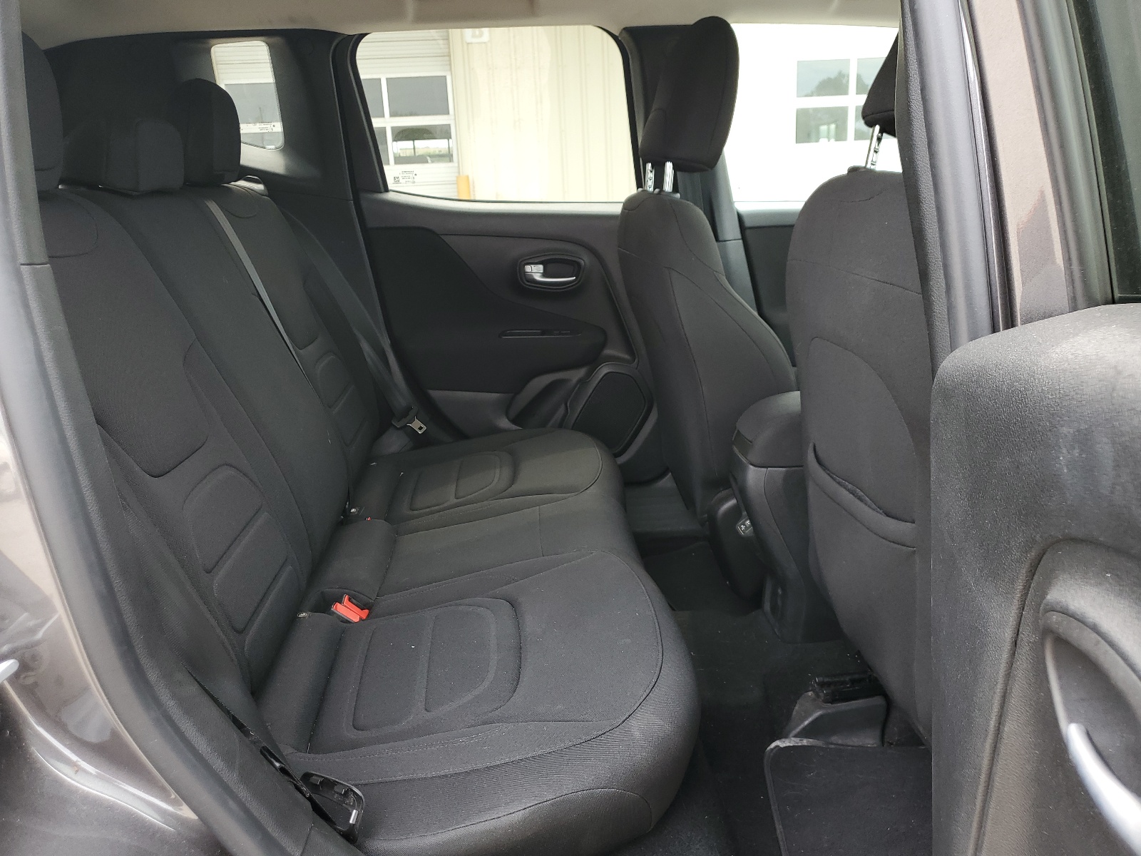 ZACNJBBB1KPK72533 2019 Jeep Renegade Latitude