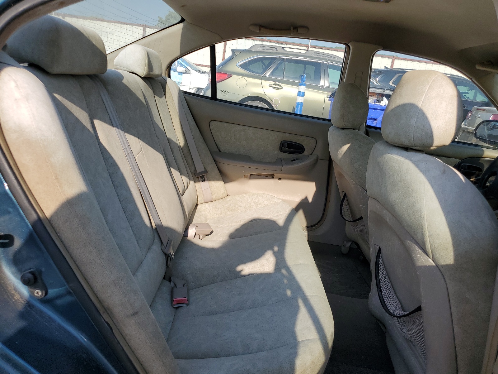 KMHDN45D02U419379 2002 Hyundai Elantra Gls