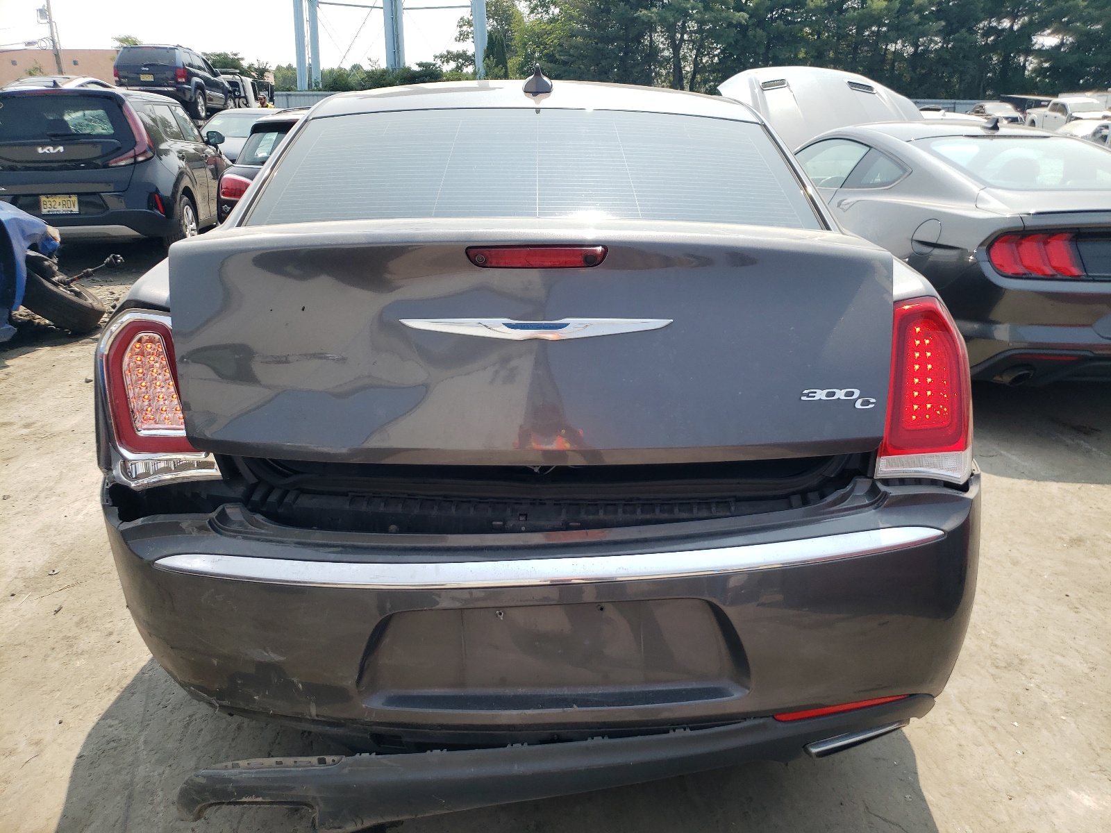 2C3CCAEG0HH596643 2017 Chrysler 300C