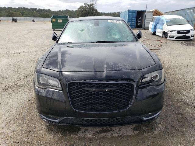  CHRYSLER 300 2017 Черный