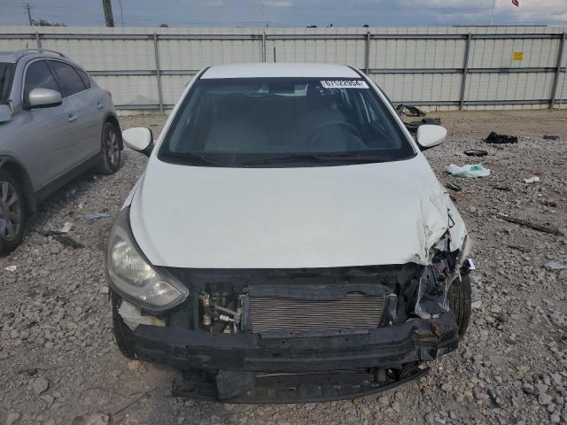 Хэтчбеки HYUNDAI ACCENT 2014 Белы