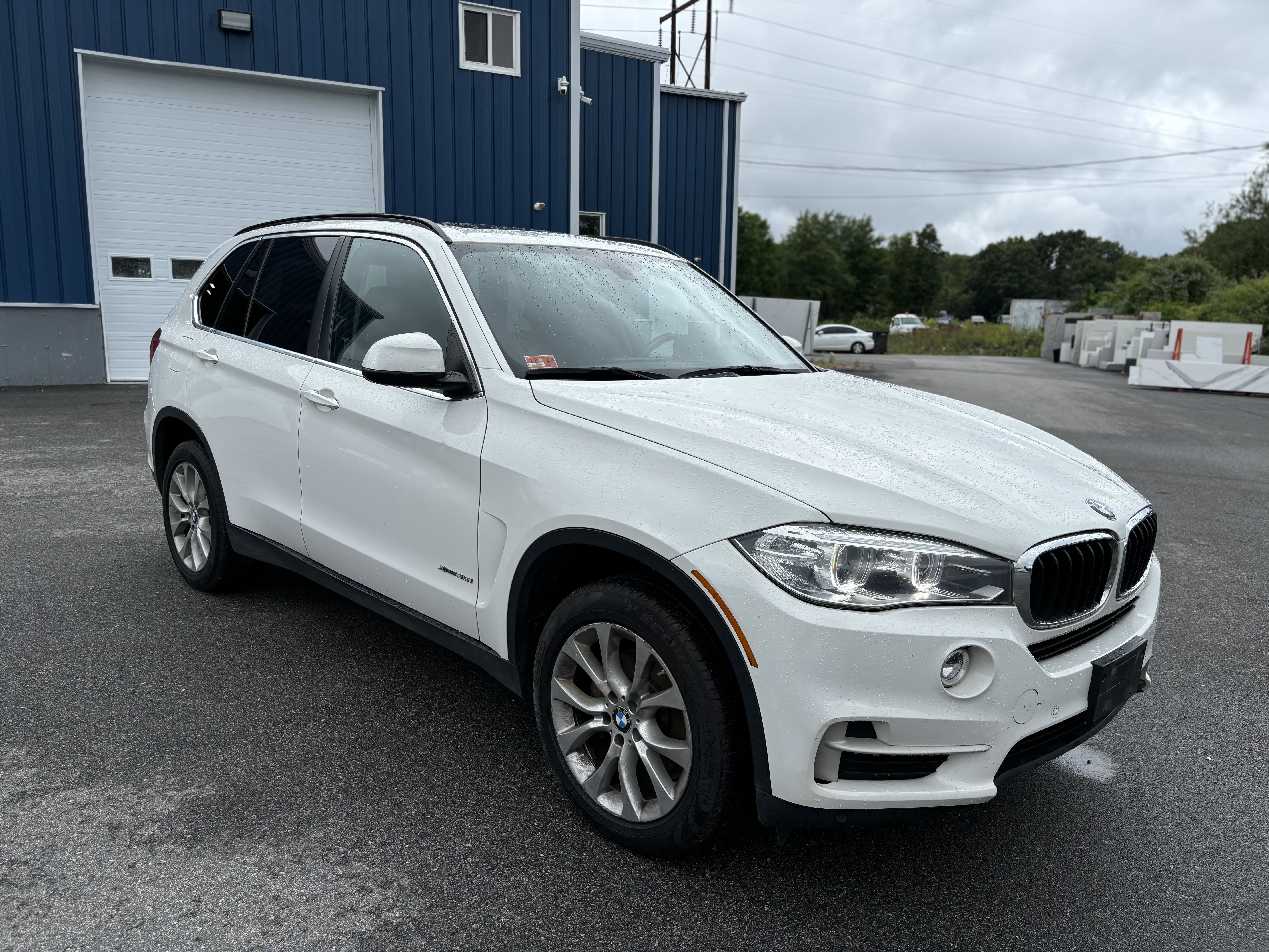 2016 BMW X5 xDrive35I vin: 5UXKR0C52G0S90319