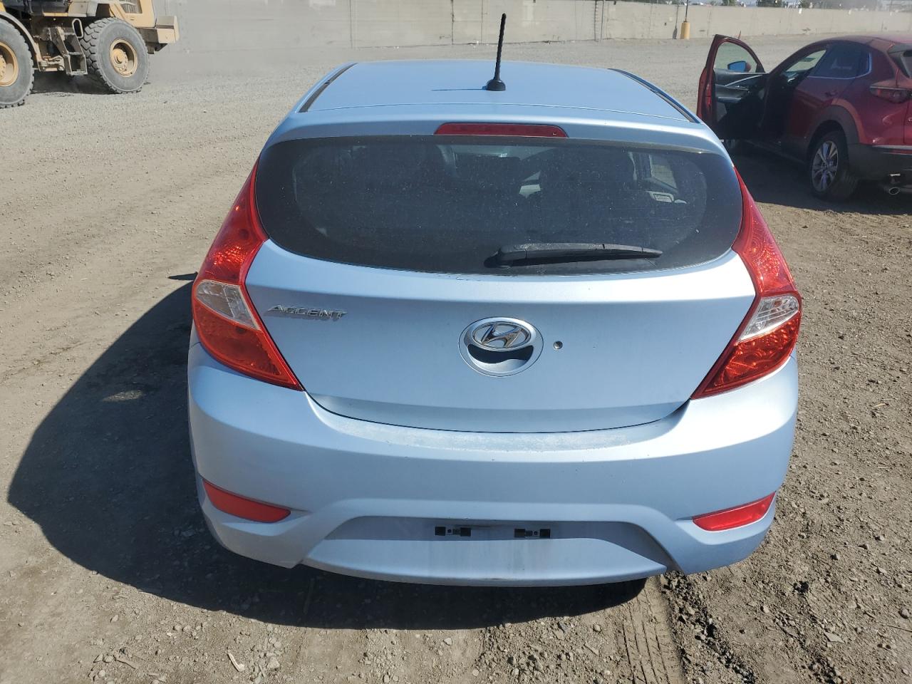 2013 Hyundai Accent Gls VIN: KMHCT5AE3DU138704 Lot: 68761244