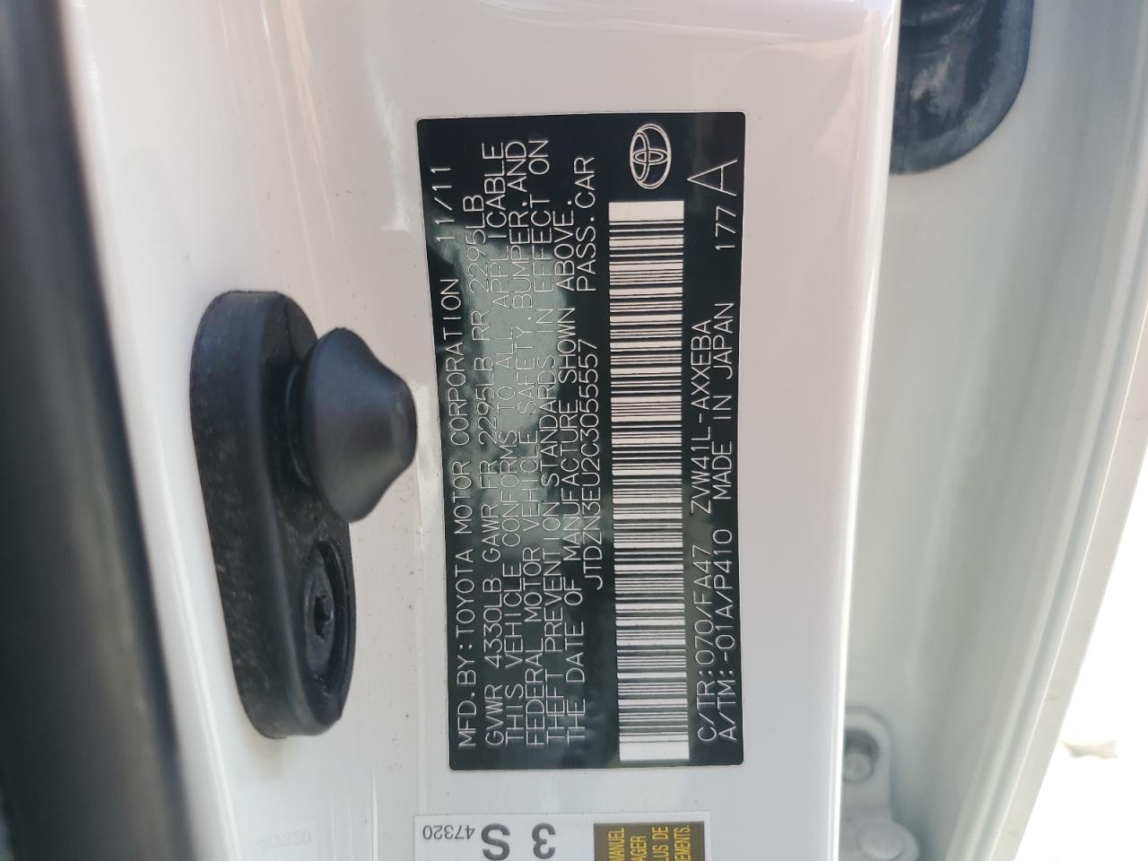 JTDZN3EU2C3055557 2012 Toyota Prius V