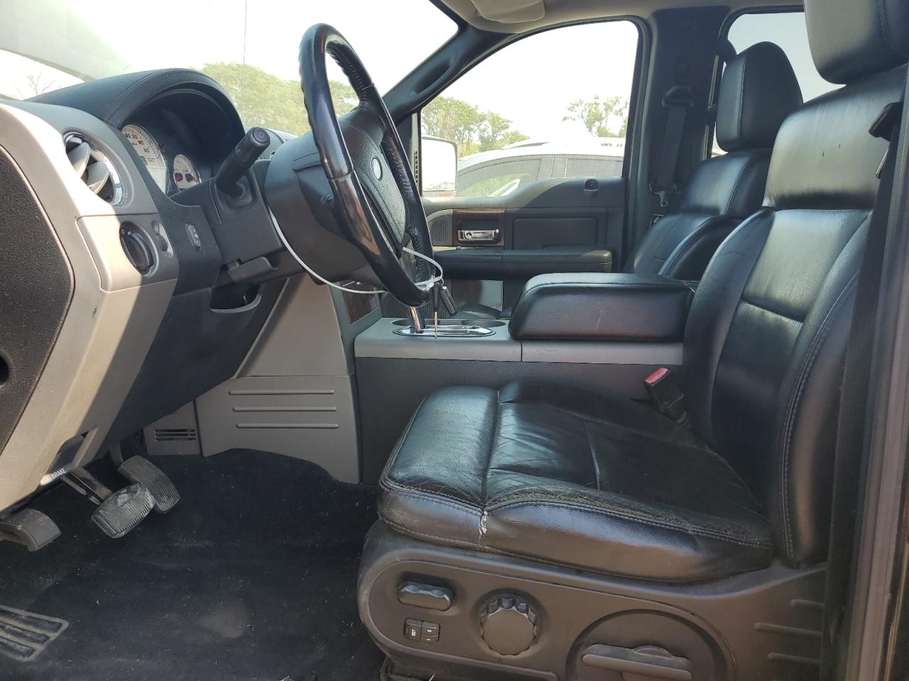 2004 Ford F150 Supercrew VIN: 1FTPW14574KC00196 Lot: 69001954