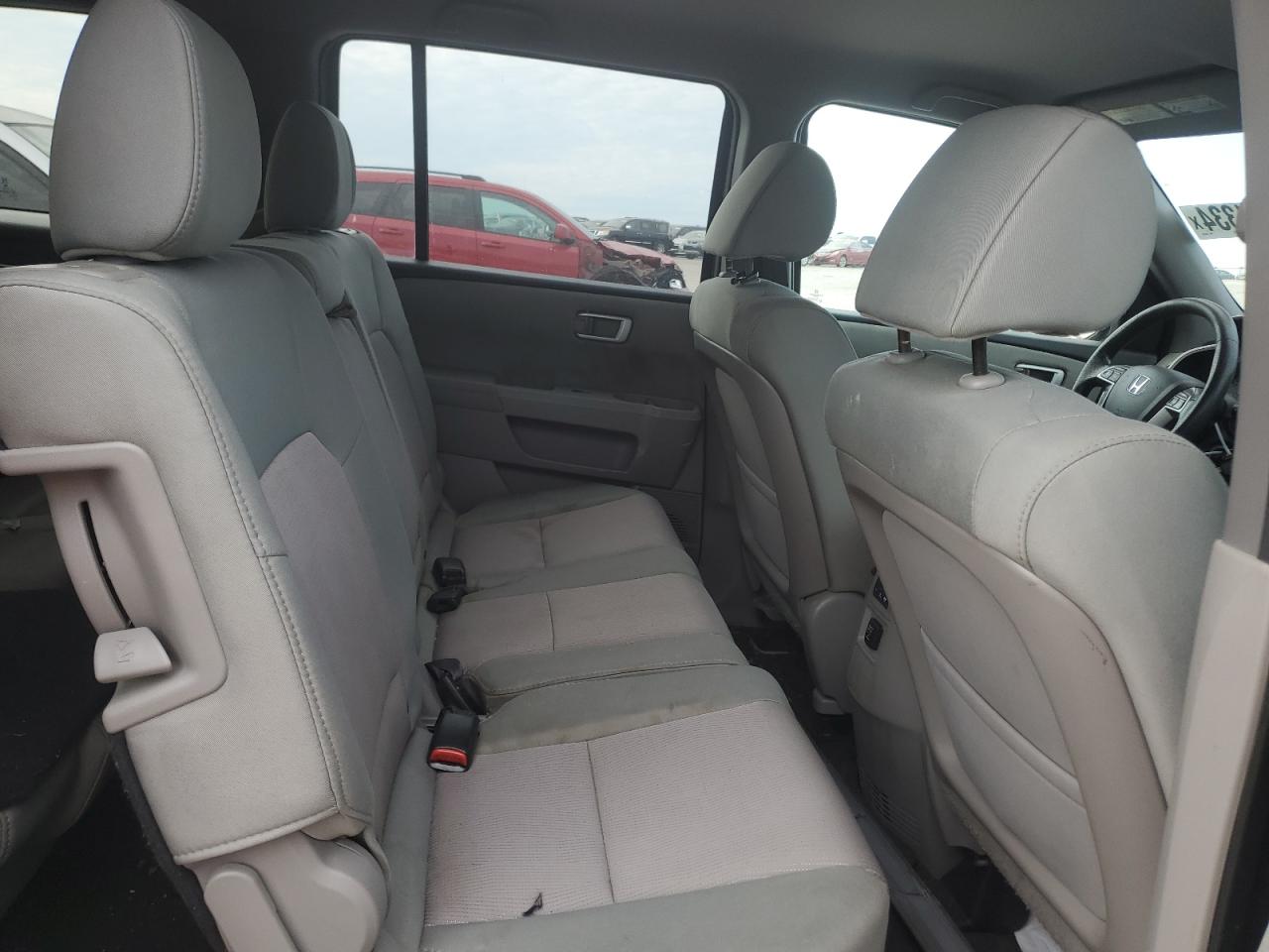 2014 Honda Pilot - Image 10