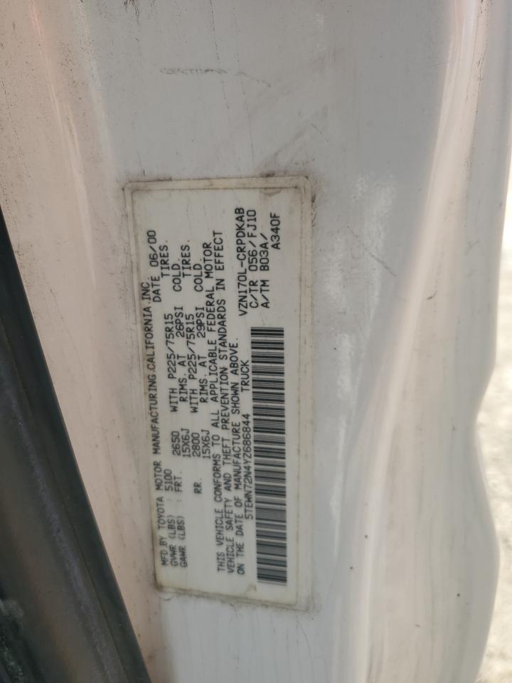 2000 Toyota Tacoma Xtracab VIN: 5TEWN72N4YZ686844 Lot: 67563354