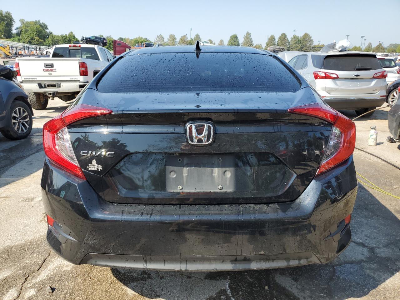 2HGFC2F7XJH604168 2018 Honda Civic Ex