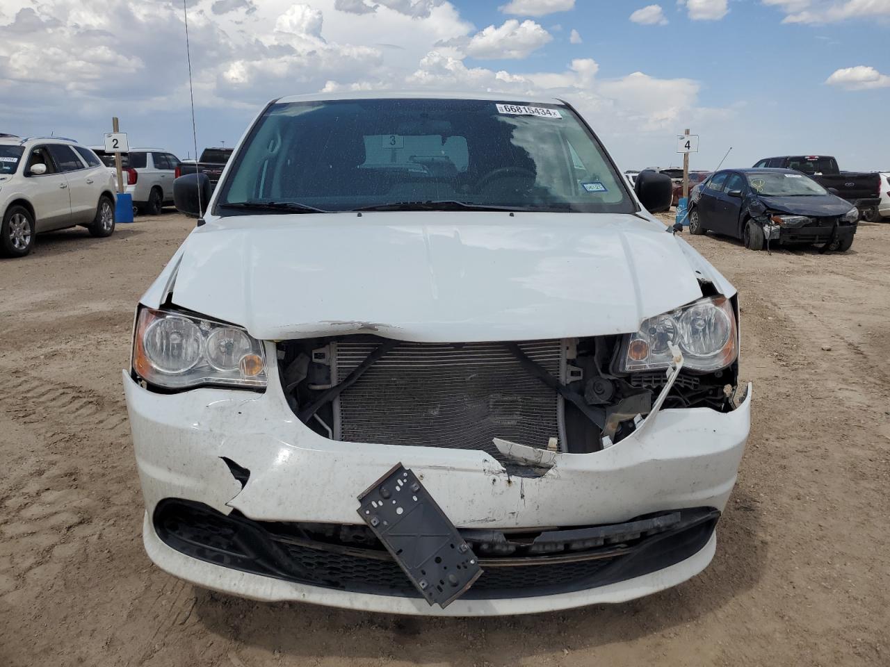 2C4RDGBG4HR860001 2017 Dodge Grand Caravan Se