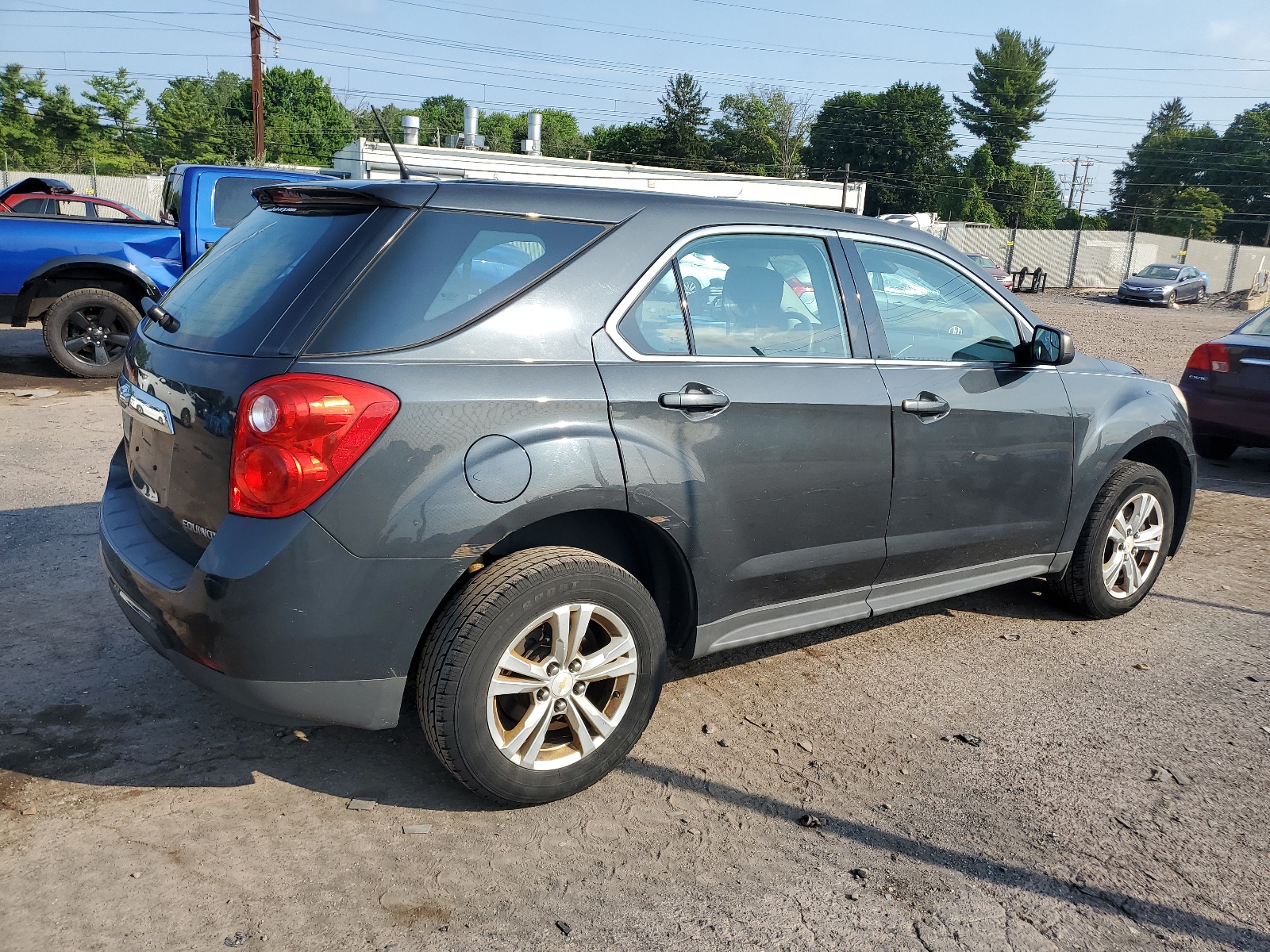 2014 Chevrolet Equinox Ls vin: 2GNALAEK0E6349659