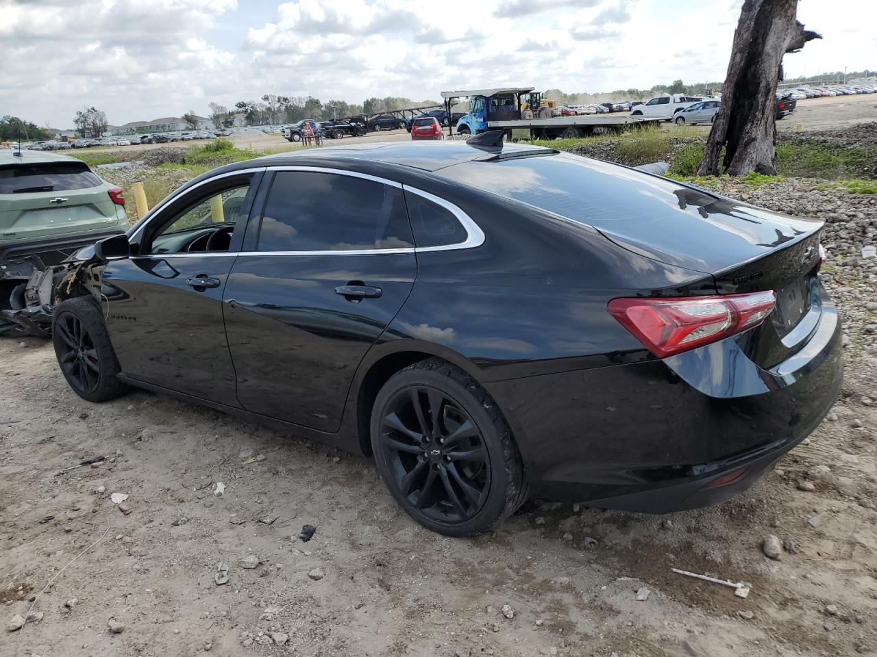 1G1ZD5ST9LF125007 2020 CHEVROLET MALIBU - Image 2