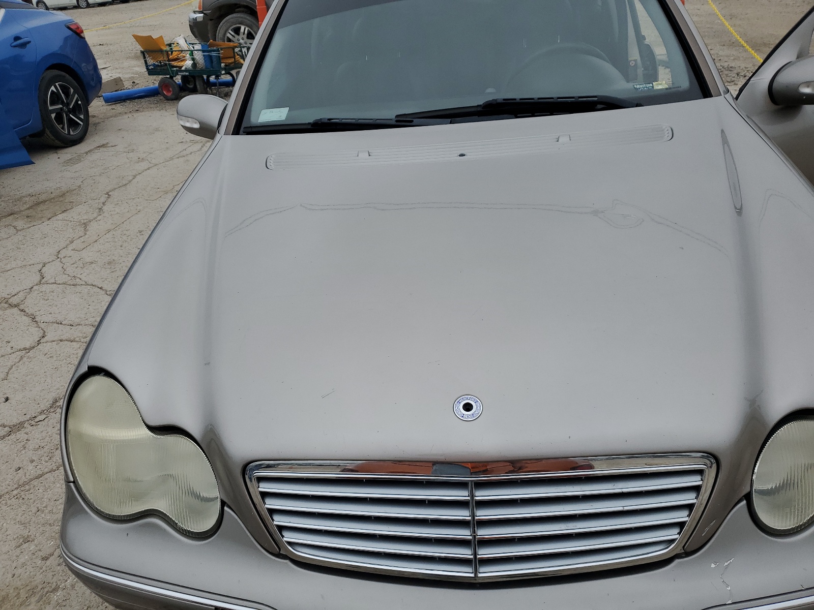 WDBRF81J44F477723 2004 Mercedes-Benz C 240 4Matic