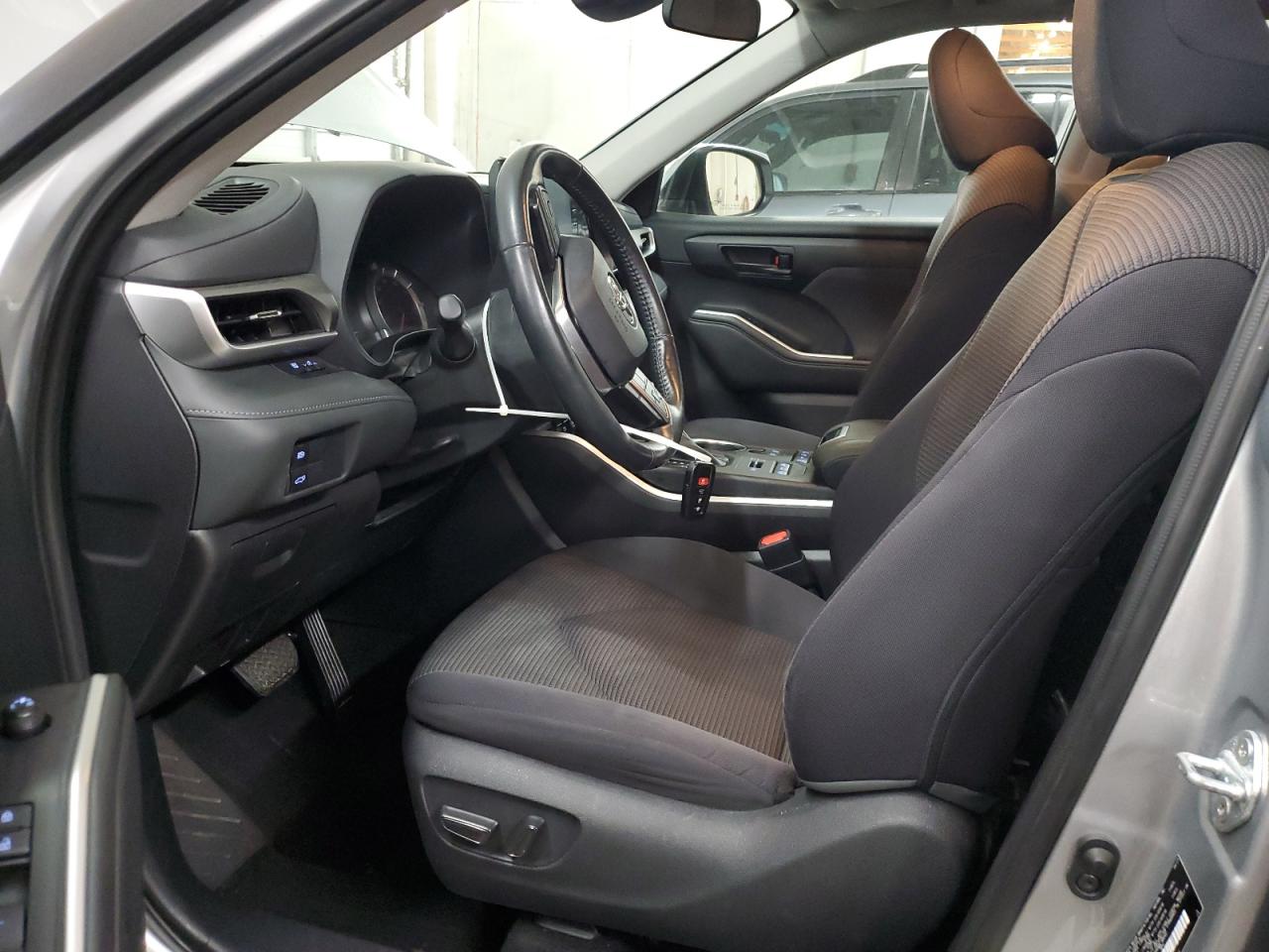 2021 Toyota Highlander L VIN: 5TDBZRBHXMS543350 Lot: 65912604