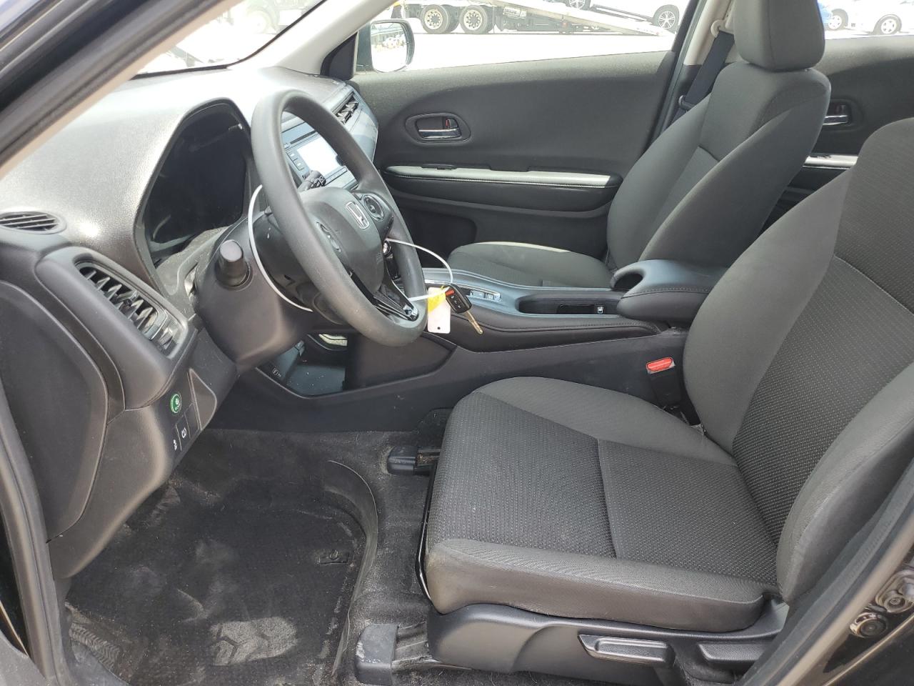 2020 Honda Hr-V Lx VIN: 3CZRU6H37LM715320 Lot: 65784054