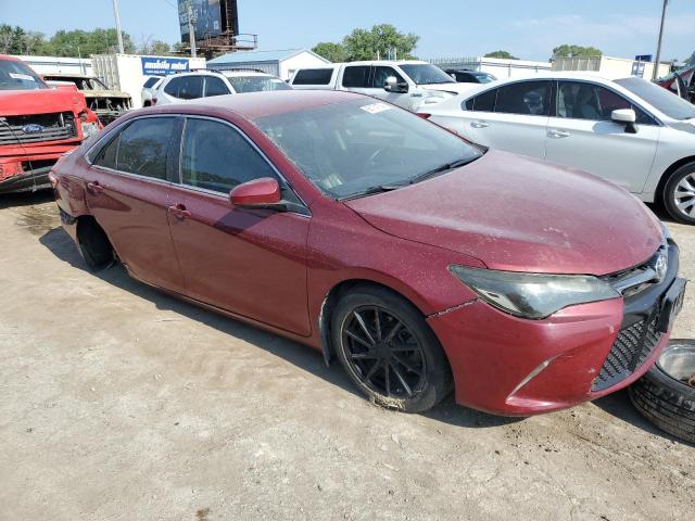  TOYOTA CAMRY 2015 Красный