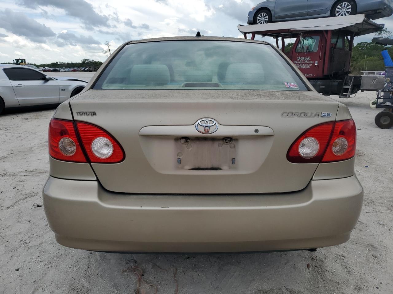 2005 Toyota Corolla Ce VIN: 2T1BR32EX5C438434 Lot: 68168824