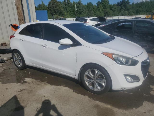  HYUNDAI ELANTRA 2013 Biały