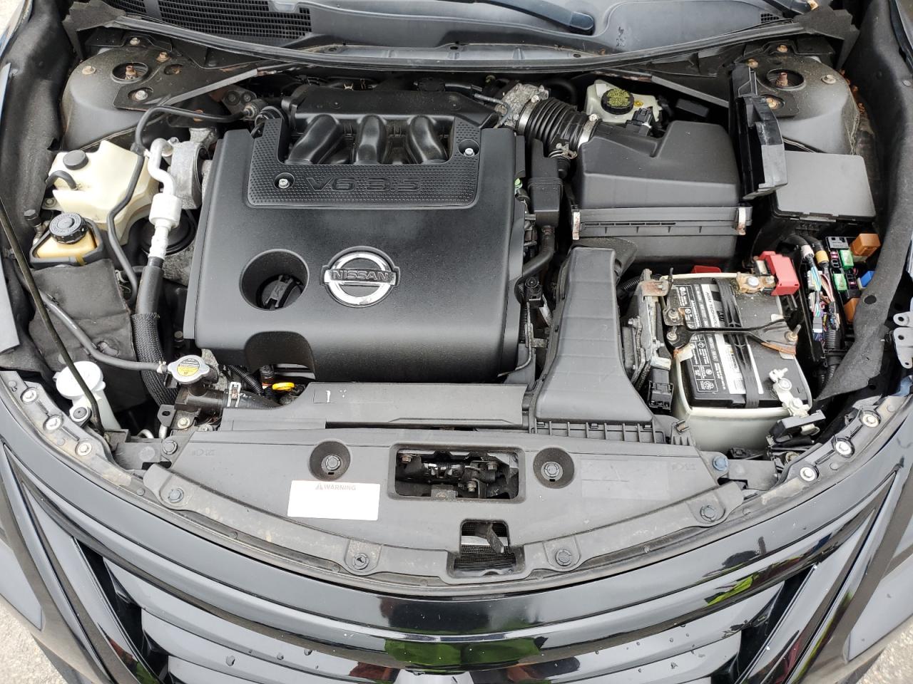 2013 Nissan Altima - Image 12