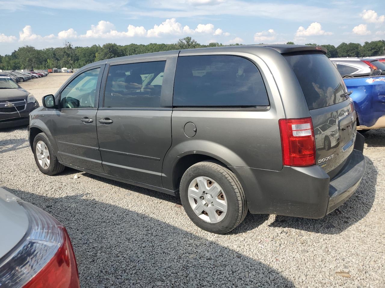 2010 Dodge Grand Caravan Se VIN: 2D4RN4DE1AR326745 Lot: 69644304