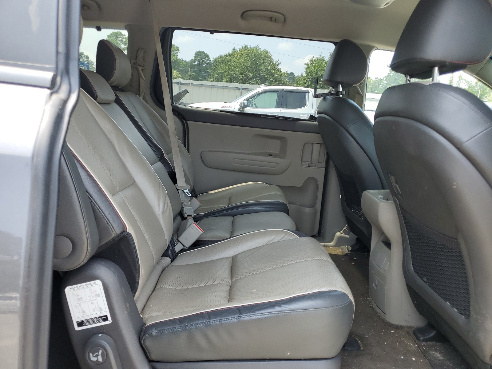 2018 Kia Sedona Lx vin: KNDMB5C10J6364530