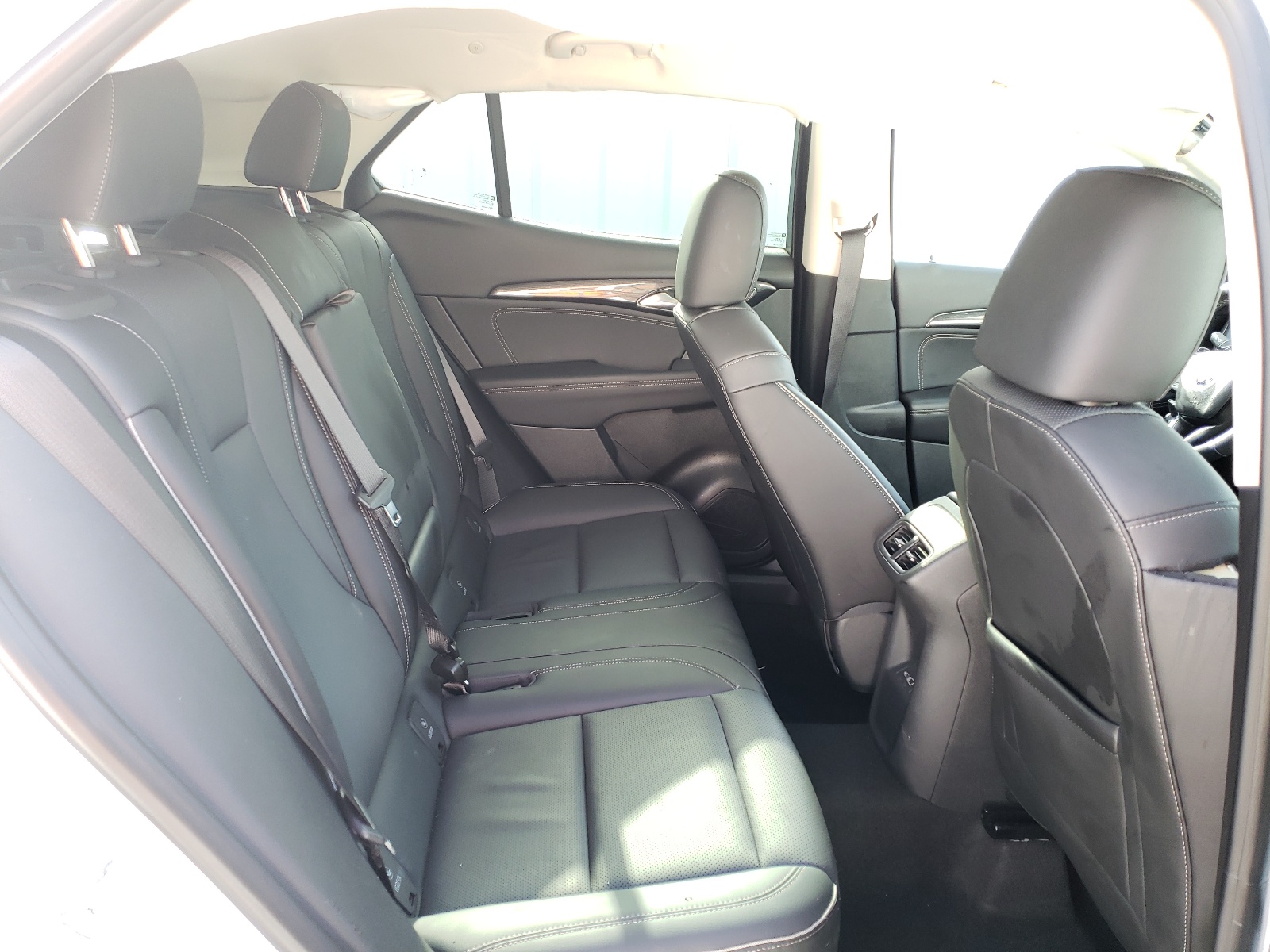 LRBFZNR44PD055958 2023 Buick Envision Essence