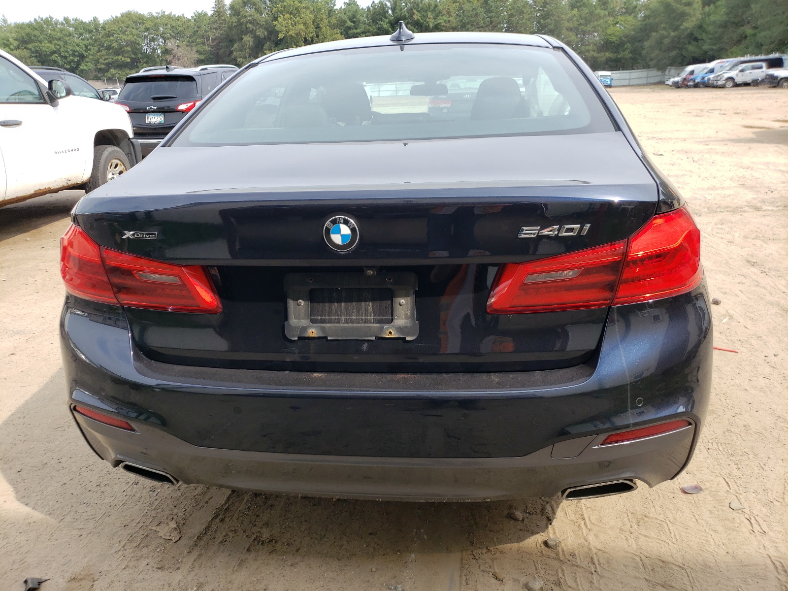 WBAJE7C53JWD49562 2018 BMW 540 Xi