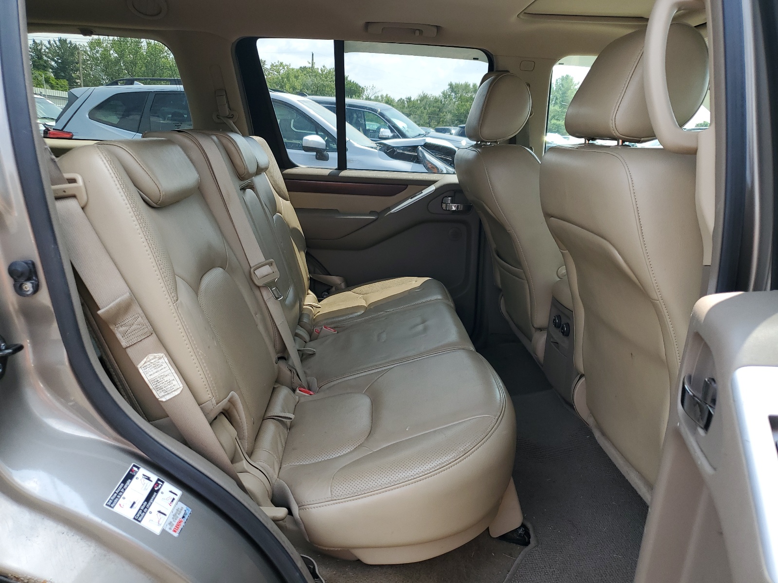 5N1BR18B28C600115 2008 Nissan Pathfinder Le