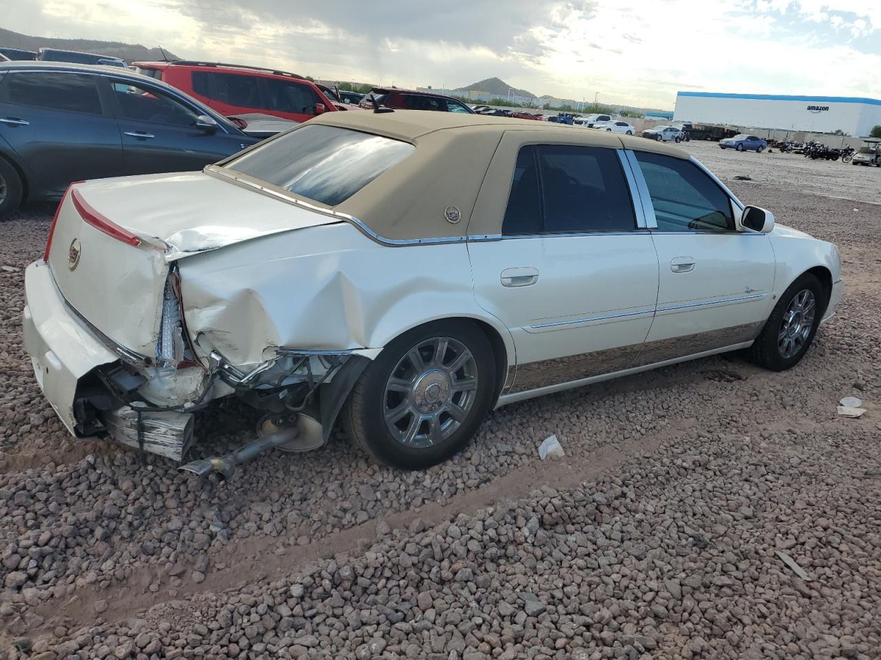 2008 Cadillac DTS - Image 3