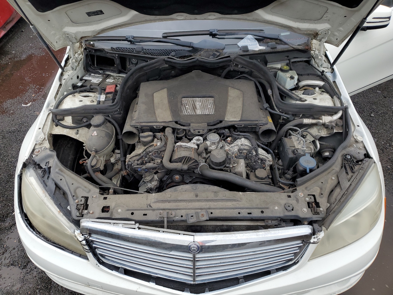 WDDGF8BB5BR170532 2011 Mercedes-Benz C 300 4Matic