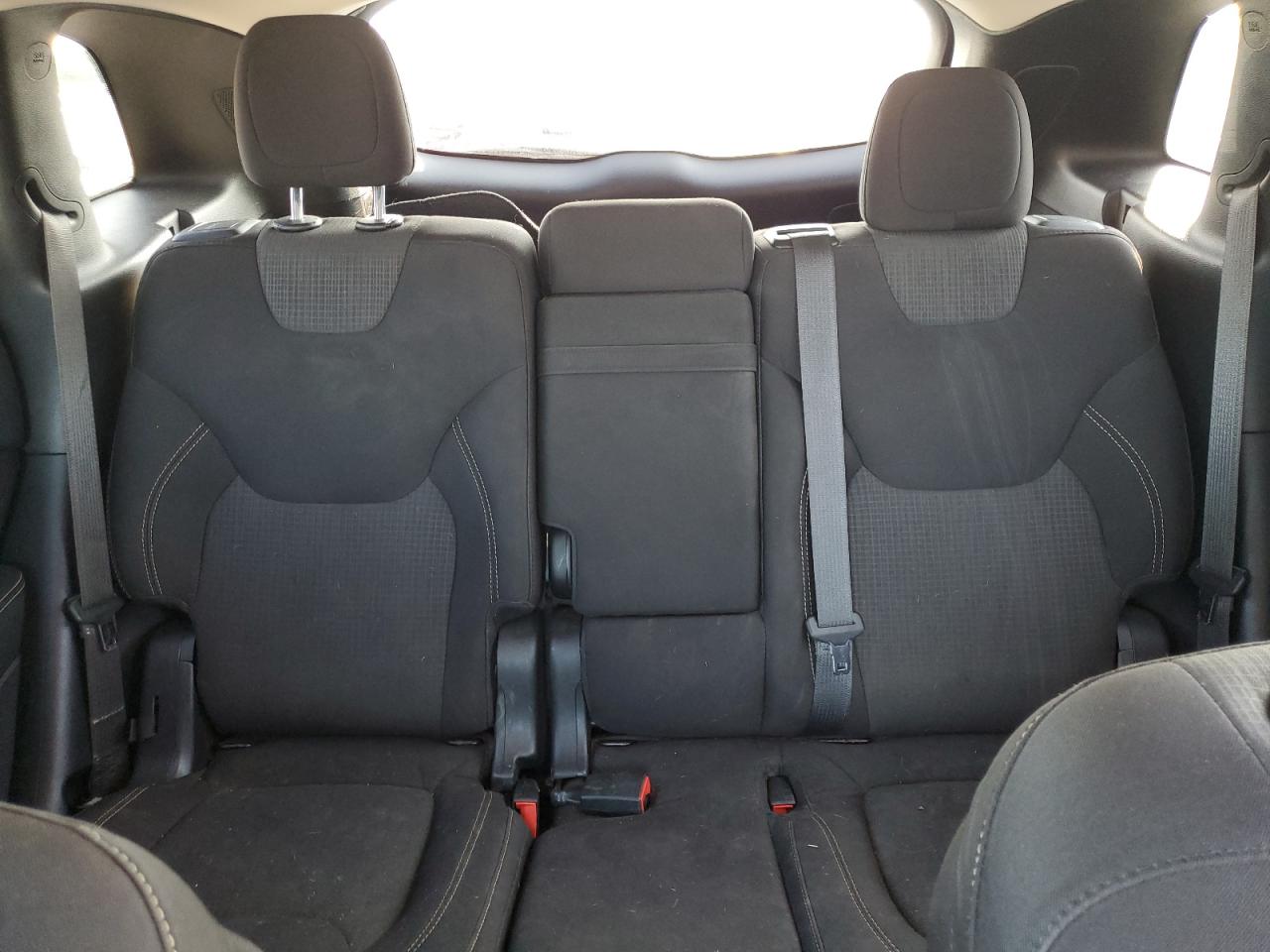 2015 Jeep Grand Cherokee - Image 10