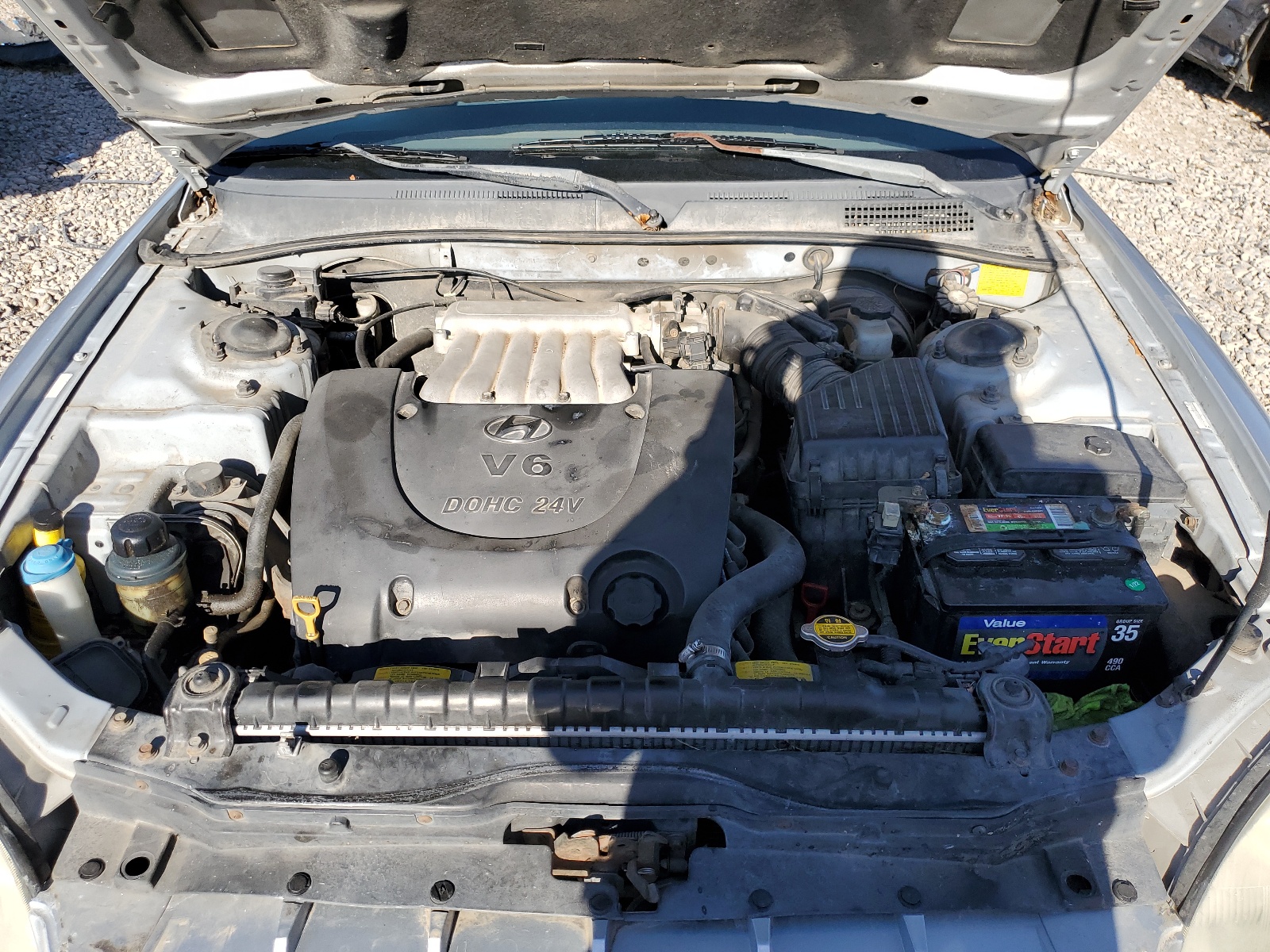 KMHWF35V4YA257761 2000 Hyundai Sonata Gls