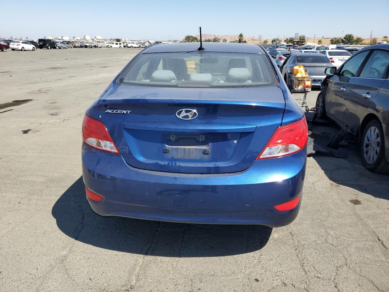 2017 Hyundai Accent Se VIN: KMHCT4AE1HU247839 Lot: 69825384