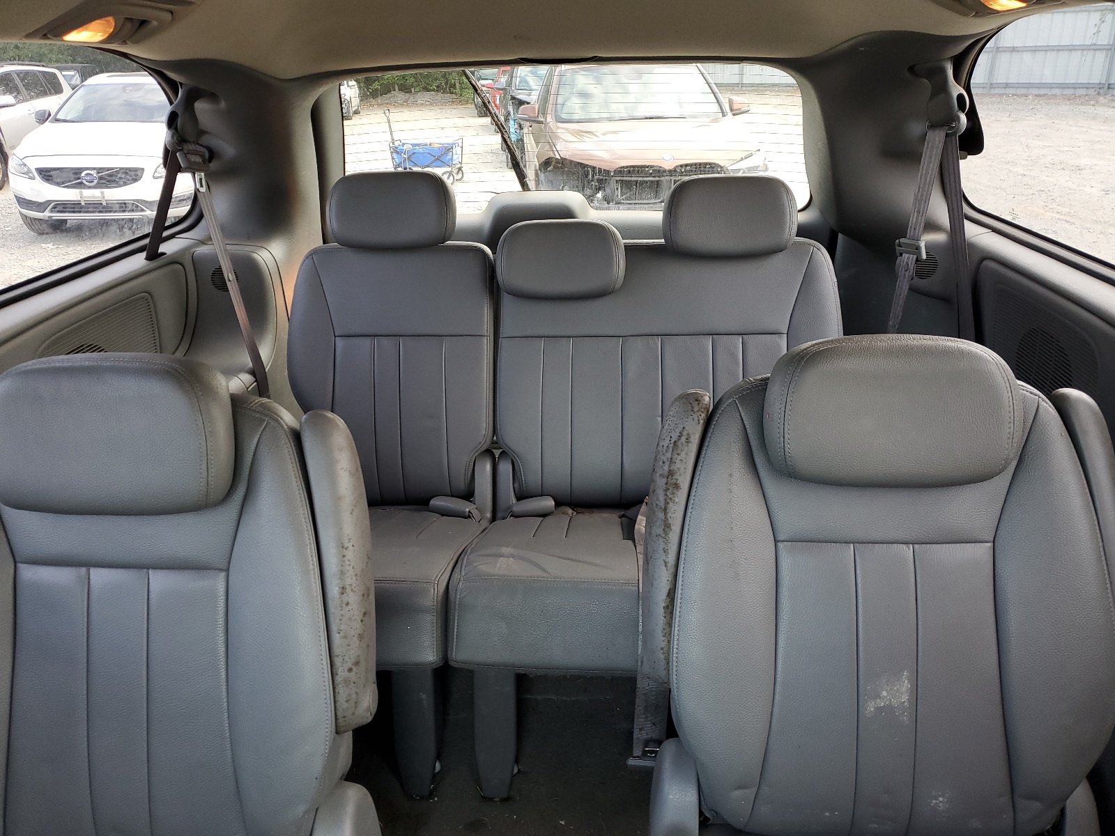 2C4GP54L65R389106 2005 Chrysler Town & Country Touring