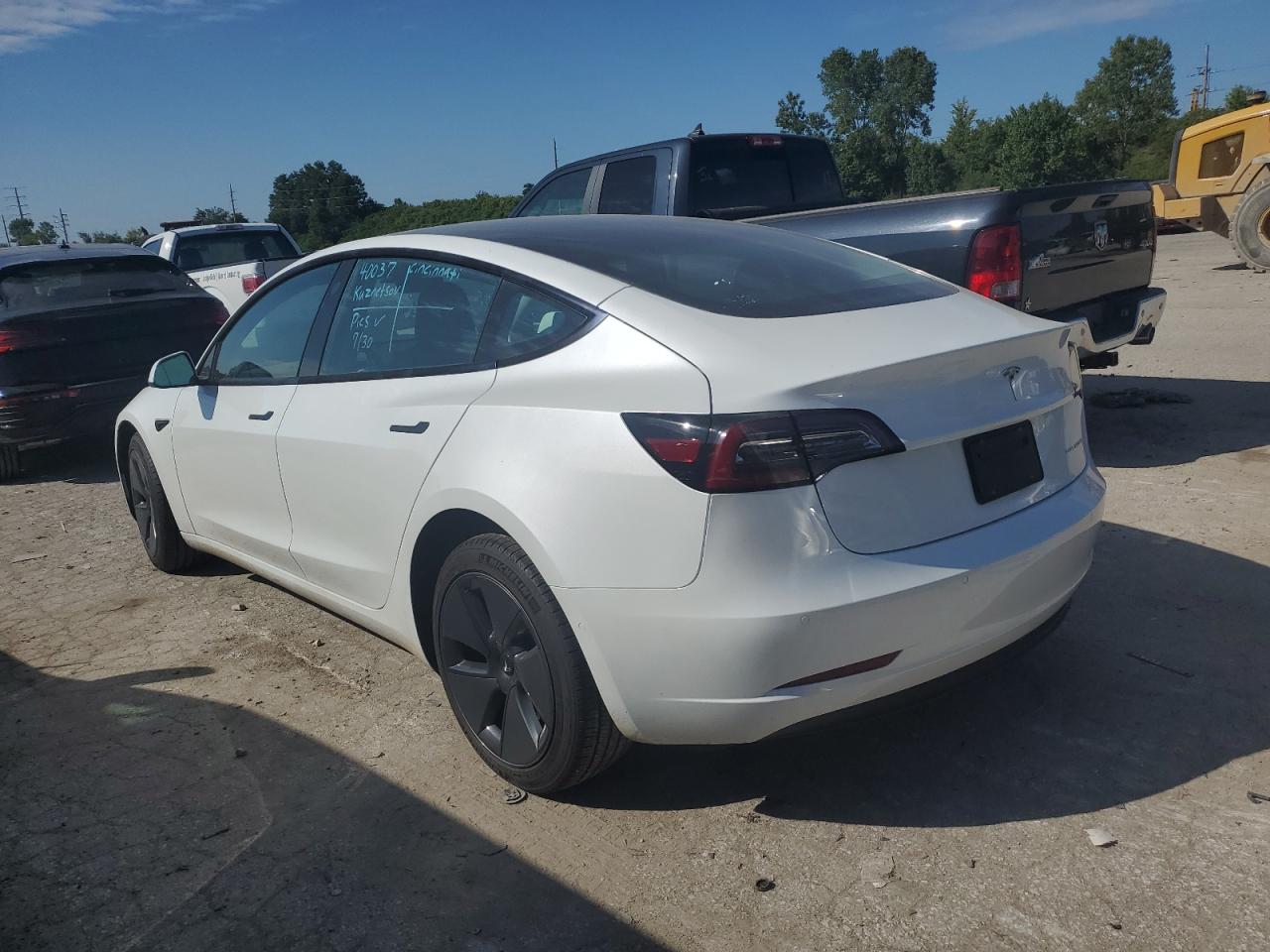 5YJ3E1EB5NF272387 2022 TESLA MODEL 3 - Image 2