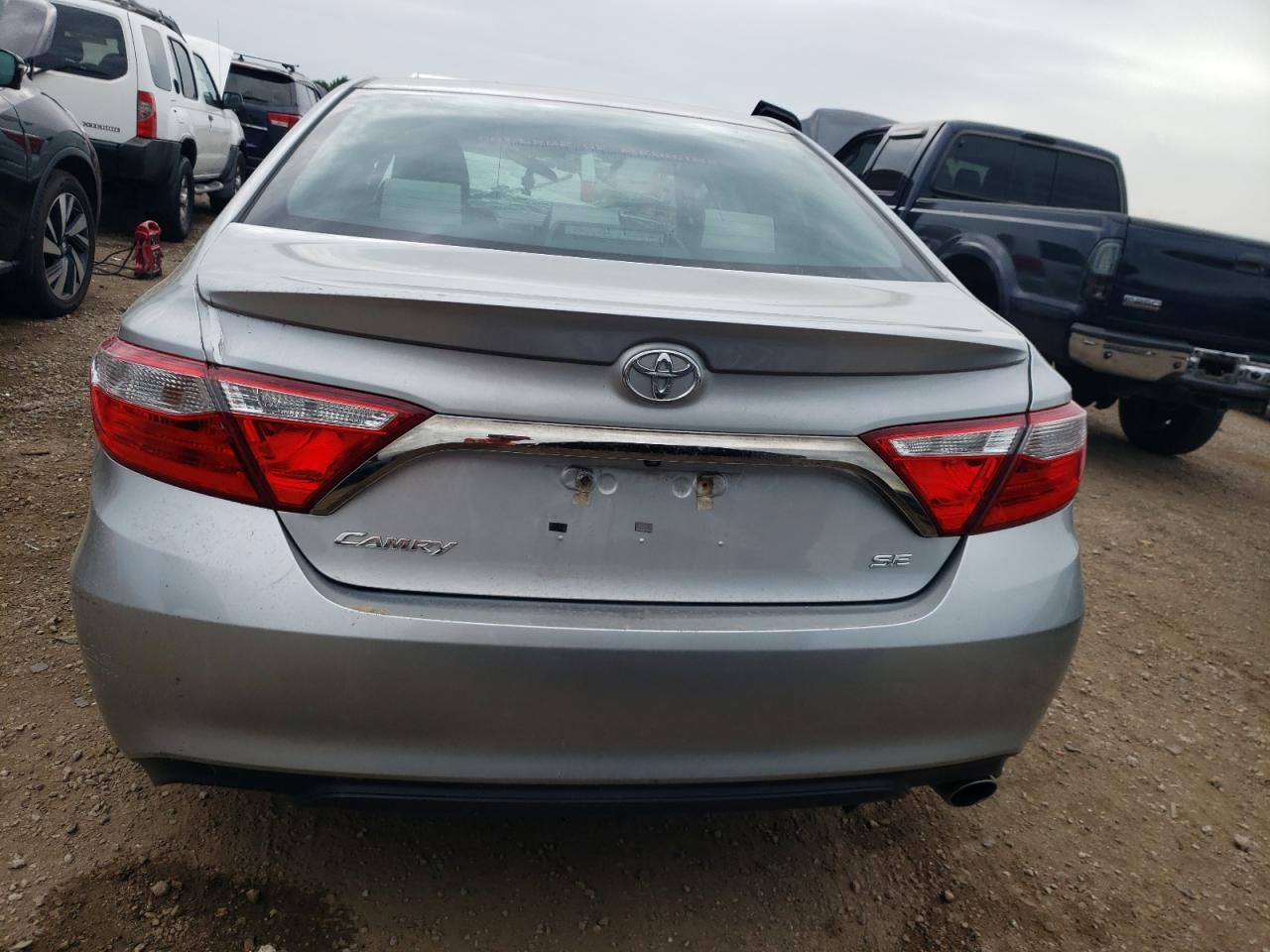 2015 Toyota Camry Le VIN: 4T1BF1FKXFU992960 Lot: 65654554