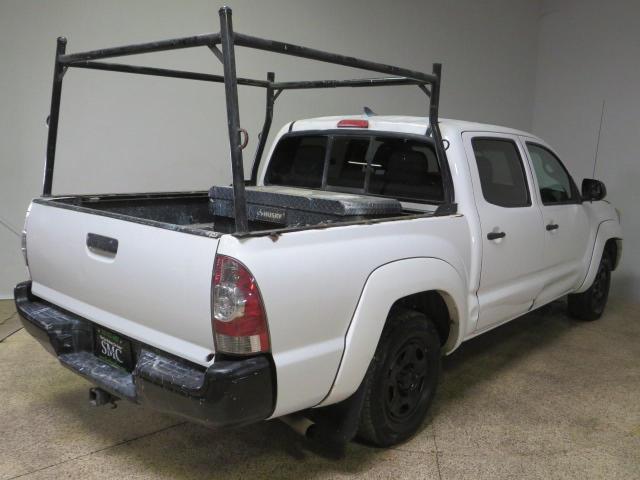 Пікапи TOYOTA TACOMA 2015 Білий