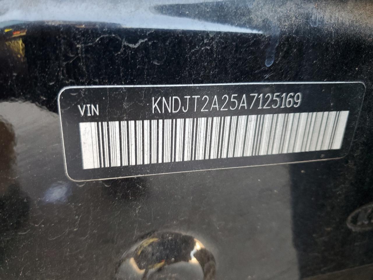 2010 Kia Soul + VIN: KNDJT2A25A7125169 Lot: 66443934