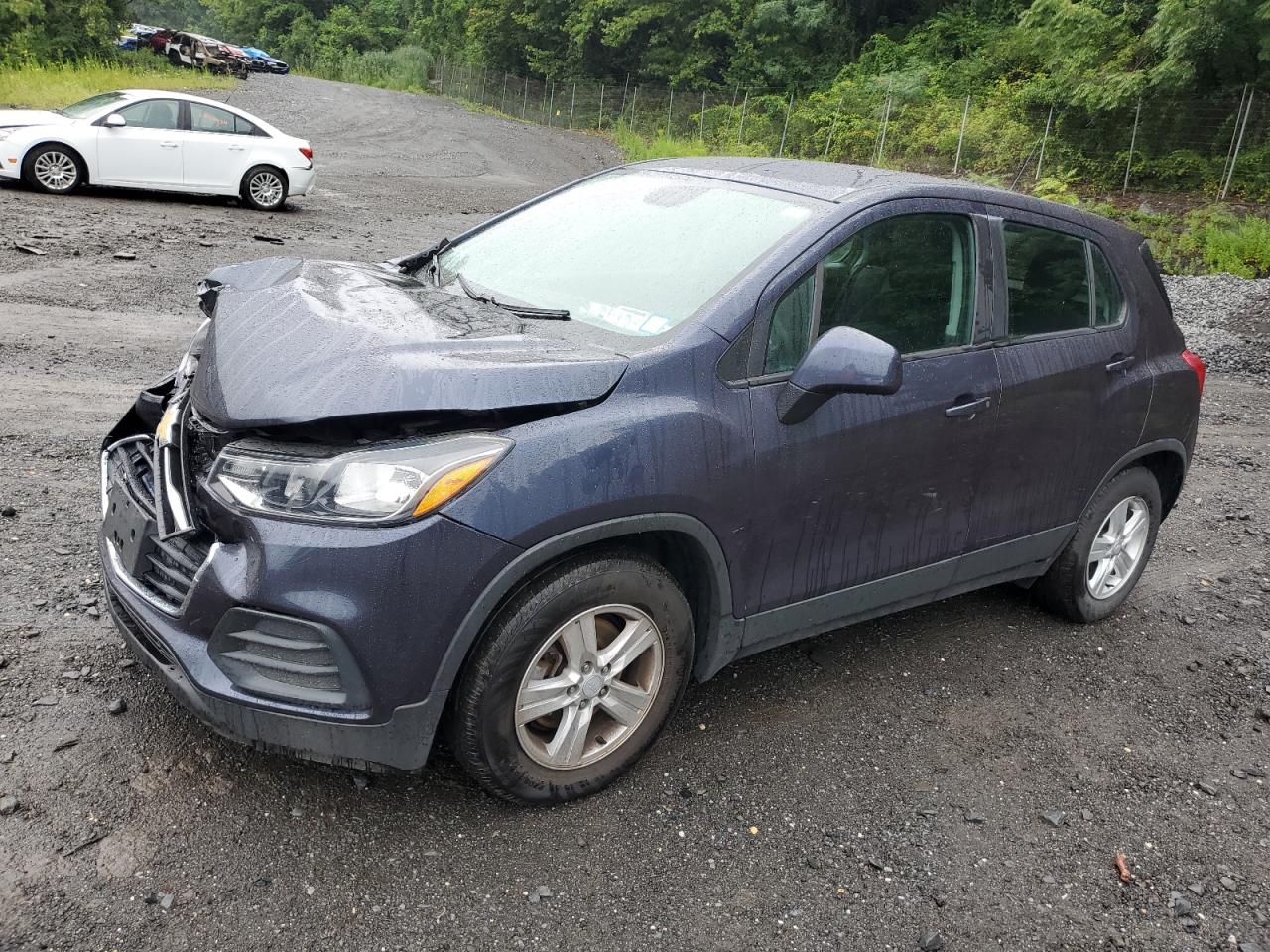 3GNCJKSB1KL270694 2019 CHEVROLET TRAX - Image 1