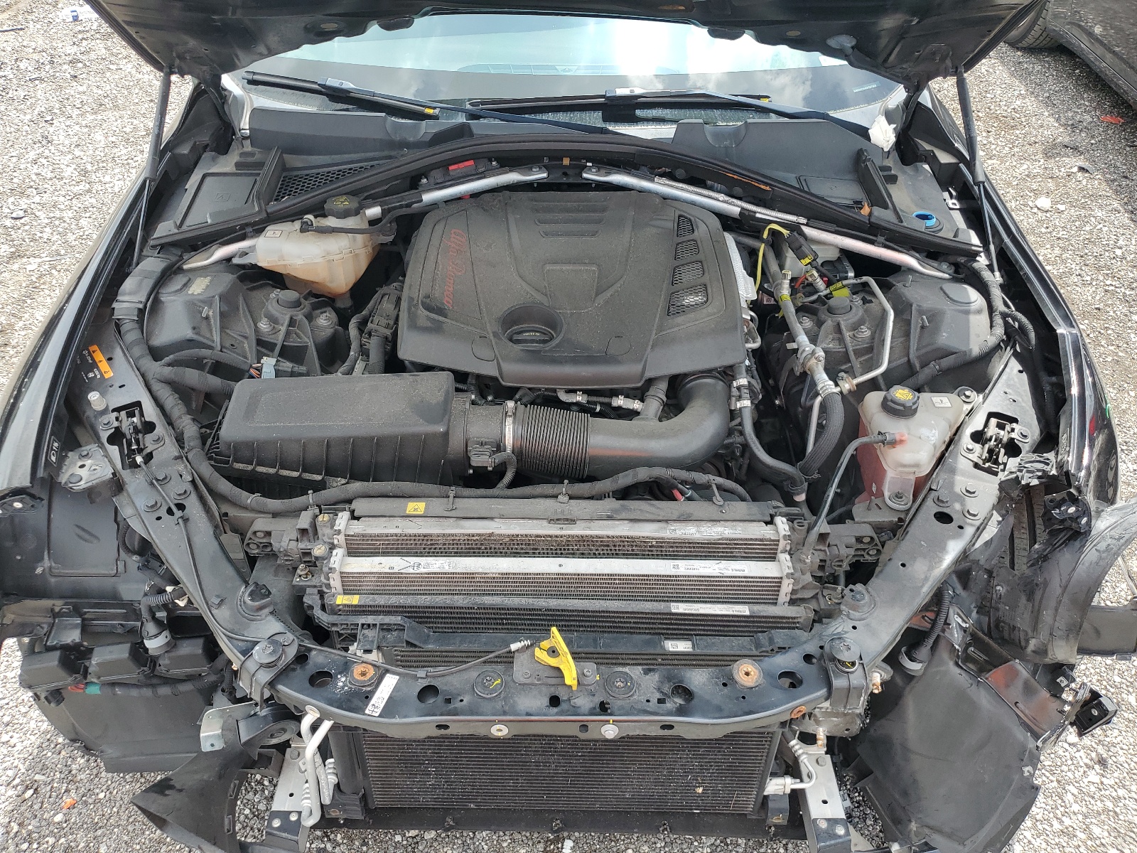 ZARFAECN4H7557904 2017 Alfa Romeo Giulia Ti