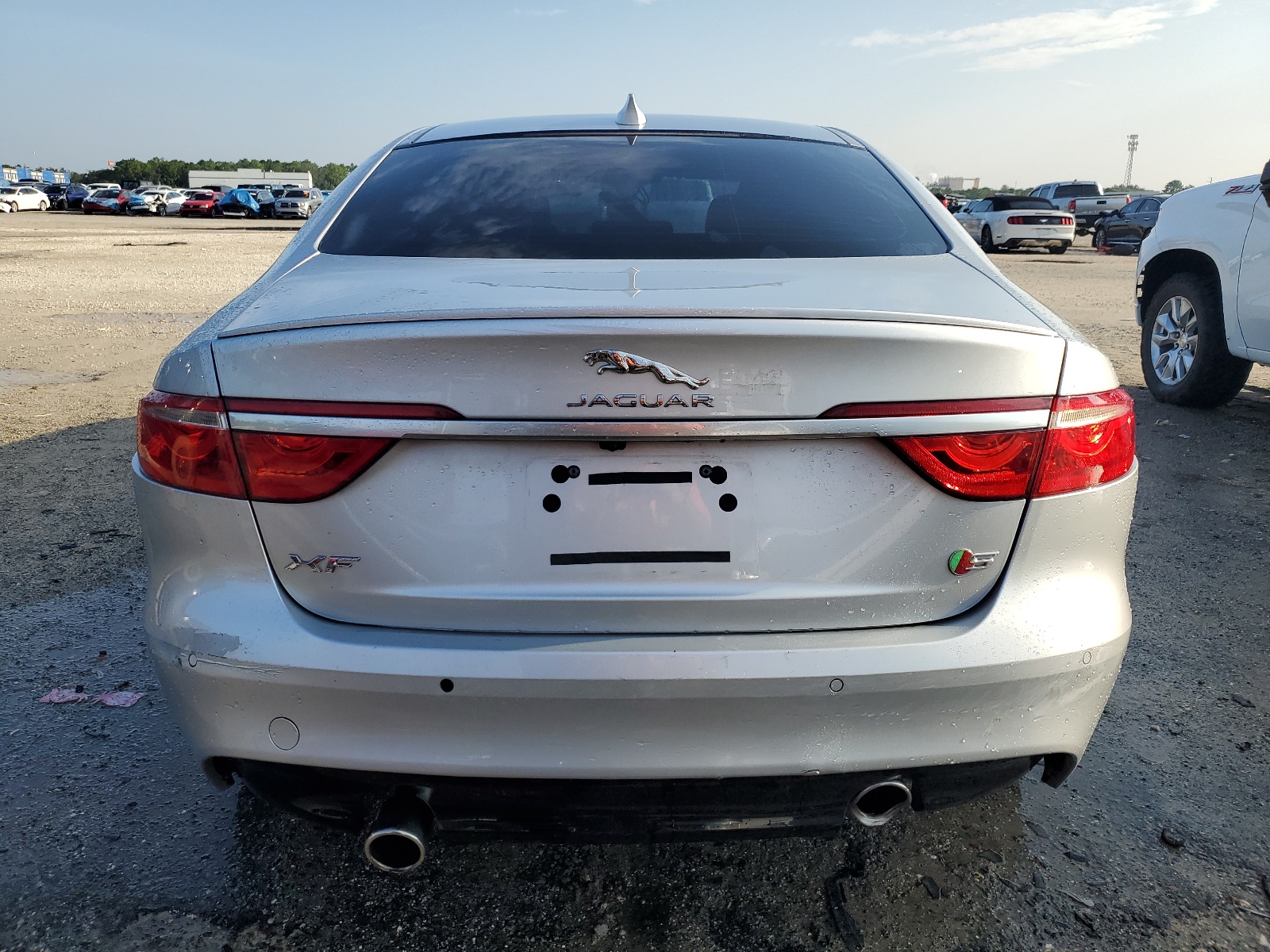 SAJBG4BV2HCY27188 2017 Jaguar Xf S