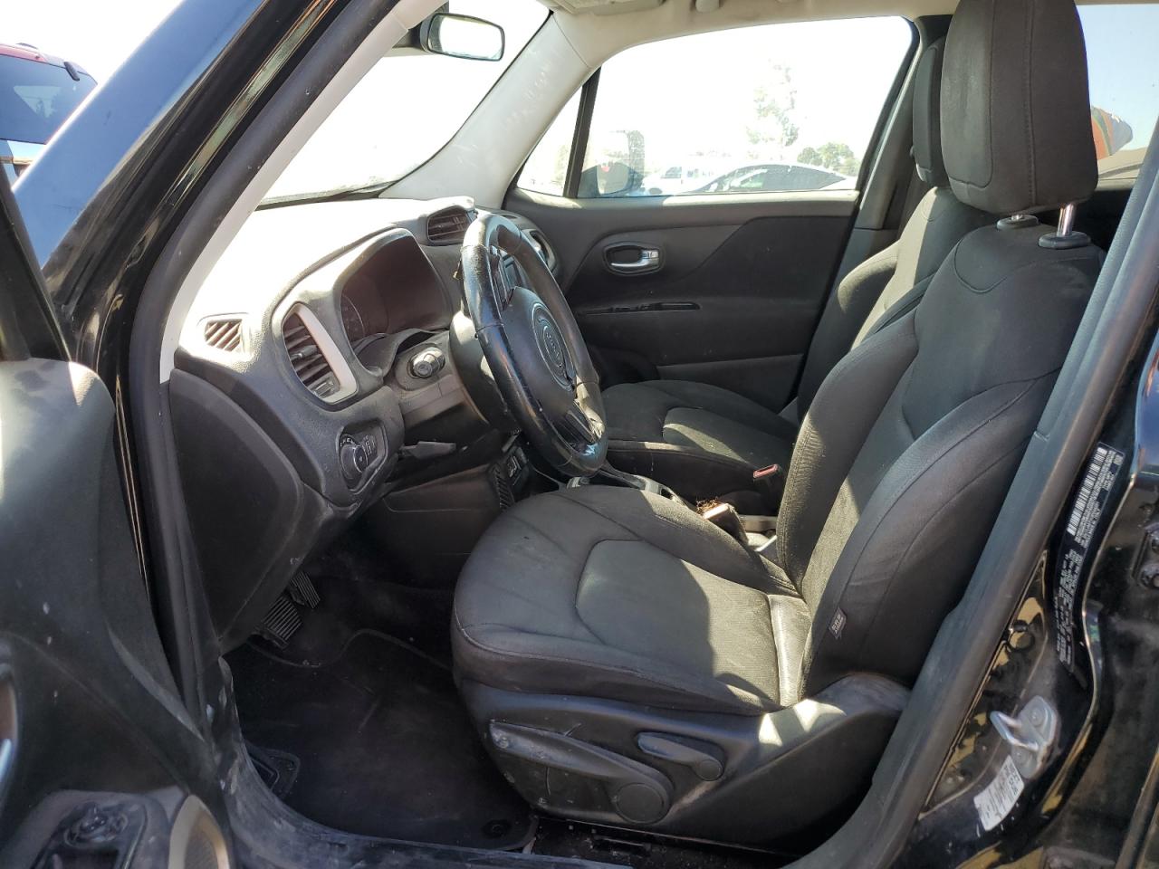 2016 Jeep Renegade Latitude VIN: ZACCJABTXGPD64261 Lot: 68055594