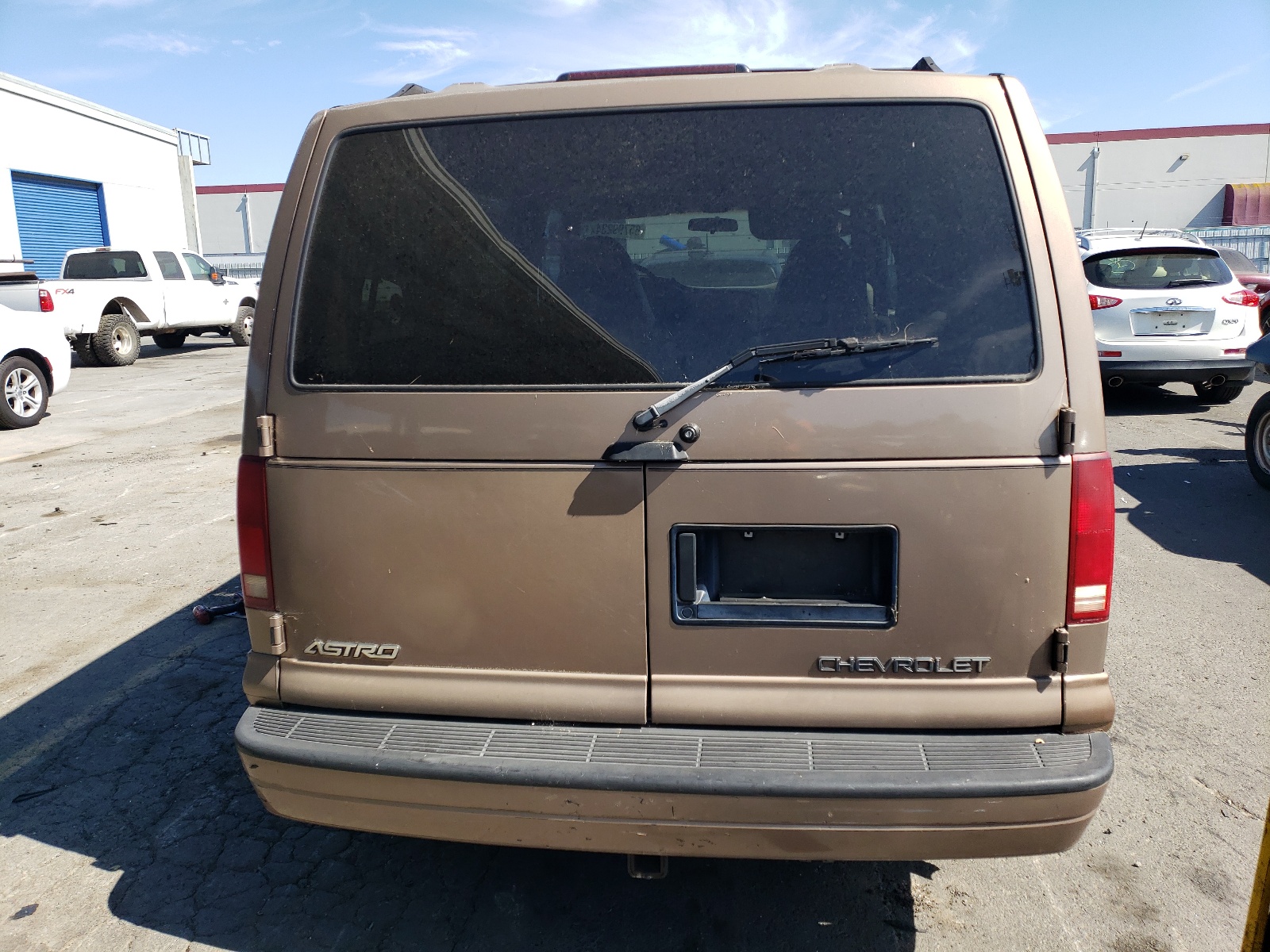 1GNDM19W7XB161549 1999 Chevrolet Astro