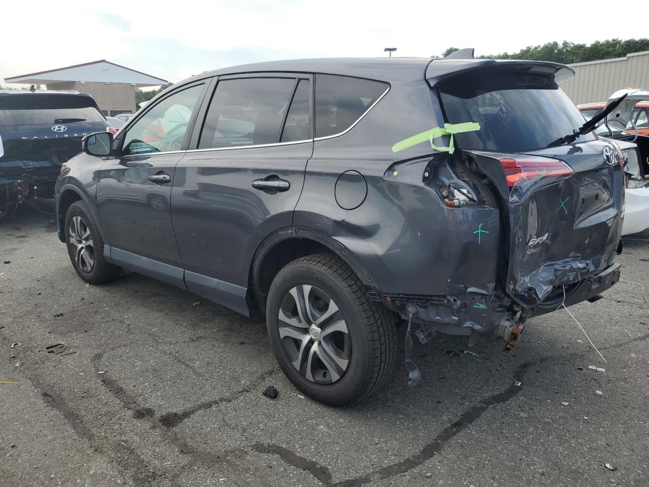 2T3BFREV3JW850489 2018 TOYOTA RAV 4 - Image 2