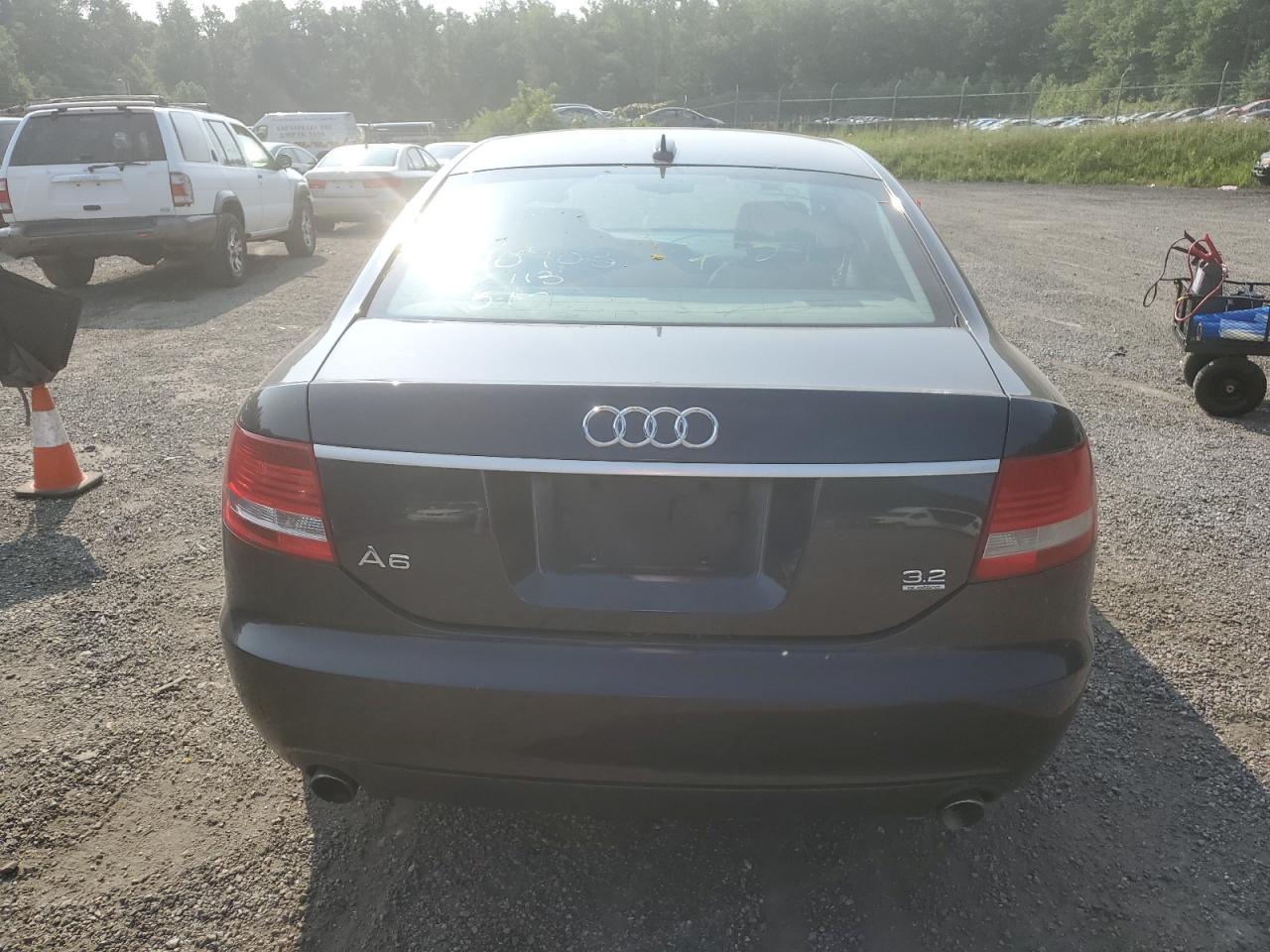 2005 Audi A6 3.2 Quattro VIN: WAUDG74F85N105400 Lot: 66711604