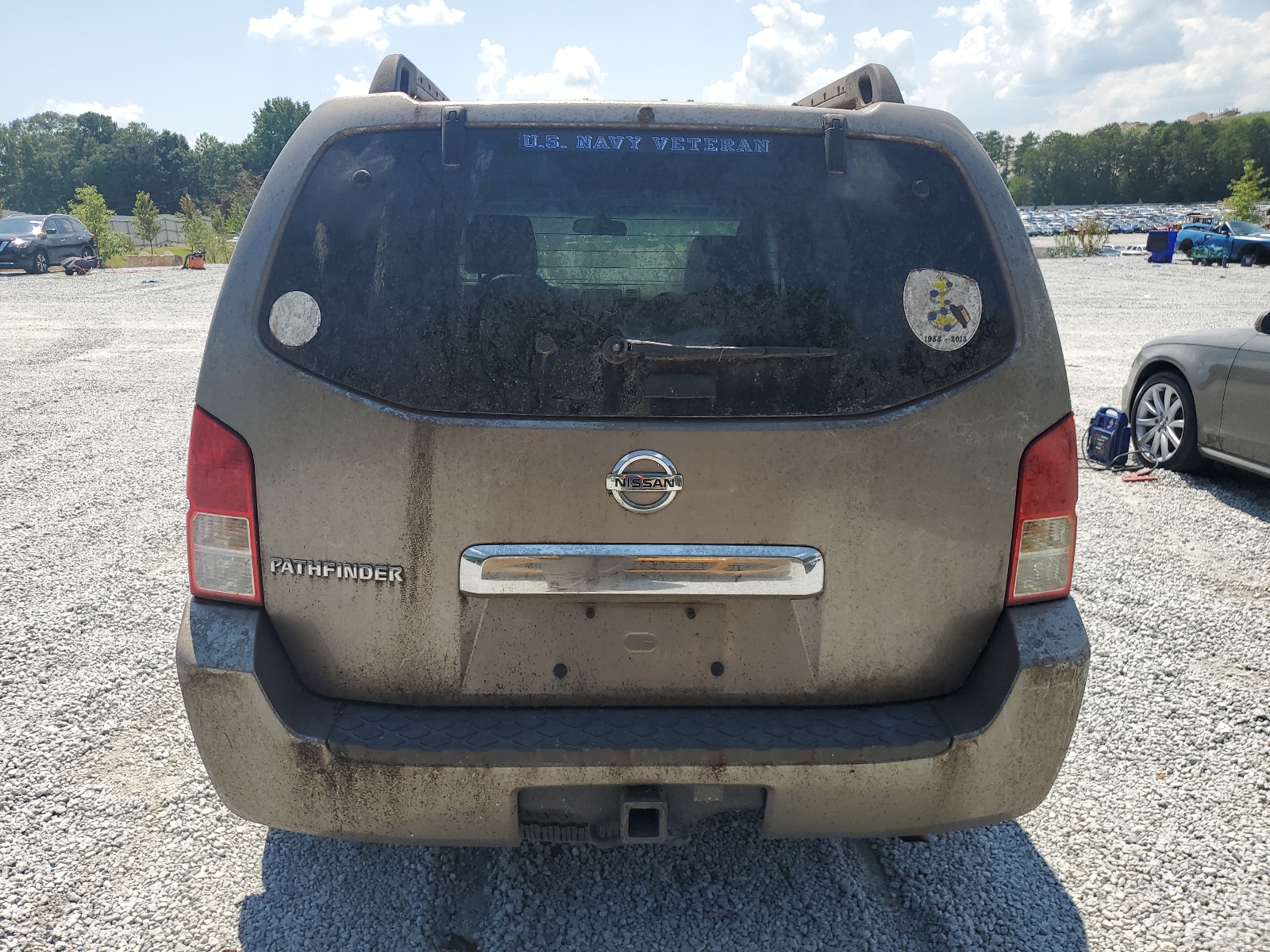 5N1AR18W75C753258 2005 Nissan Pathfinder Le