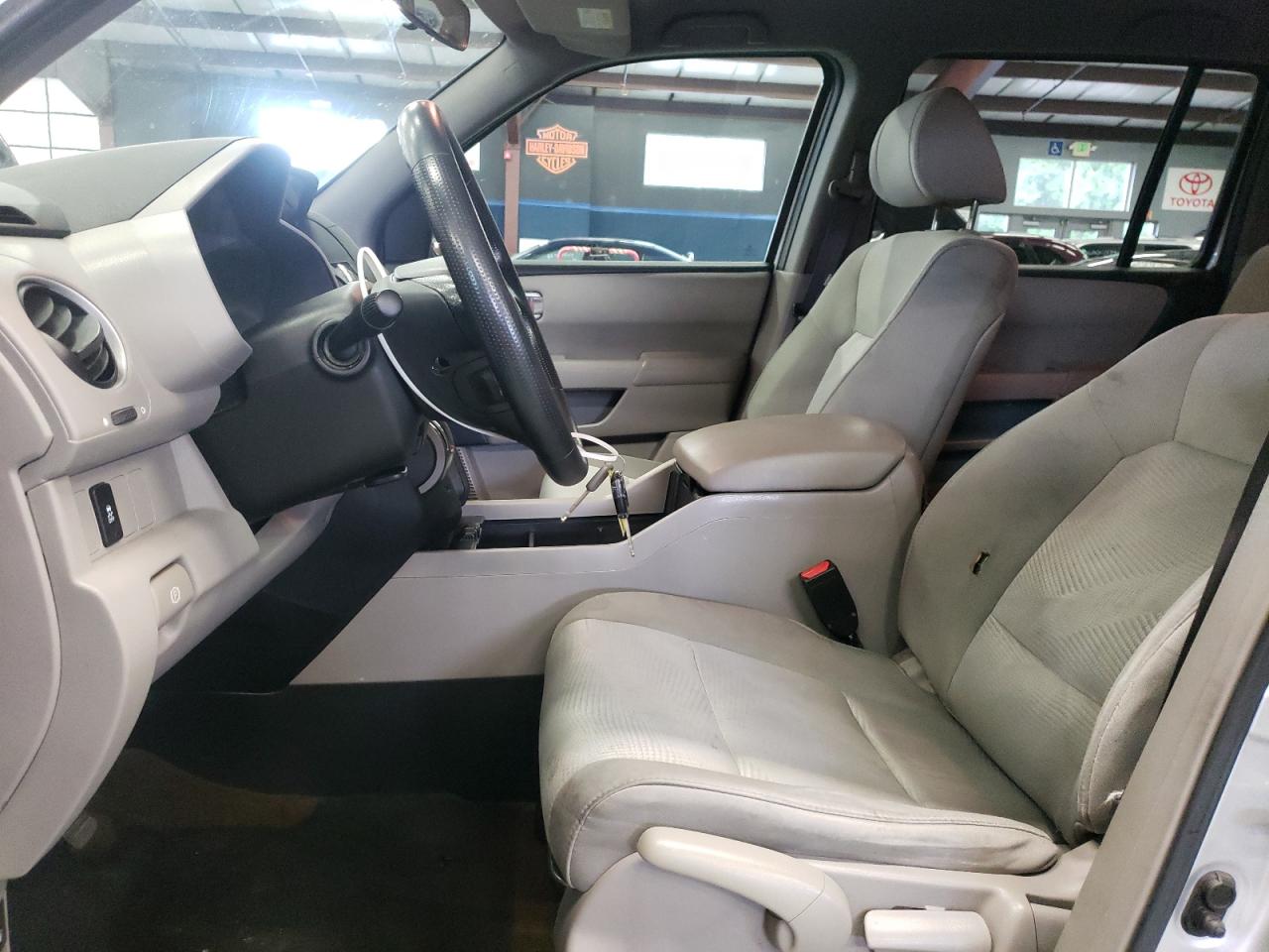 2013 Honda Pilot Lx VIN: 5FNYF4H23DB043172 Lot: 66804294