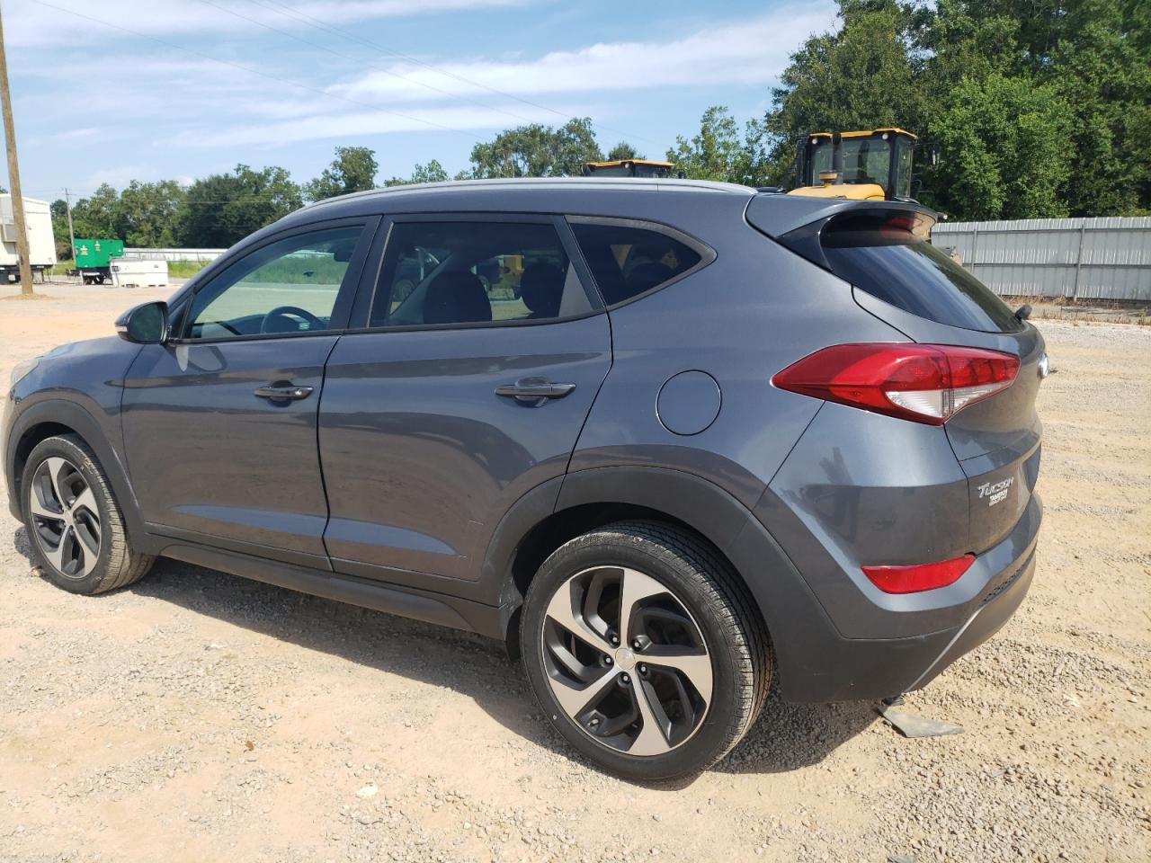 KM8J3CA23GU047938 2016 HYUNDAI TUCSON - Image 2