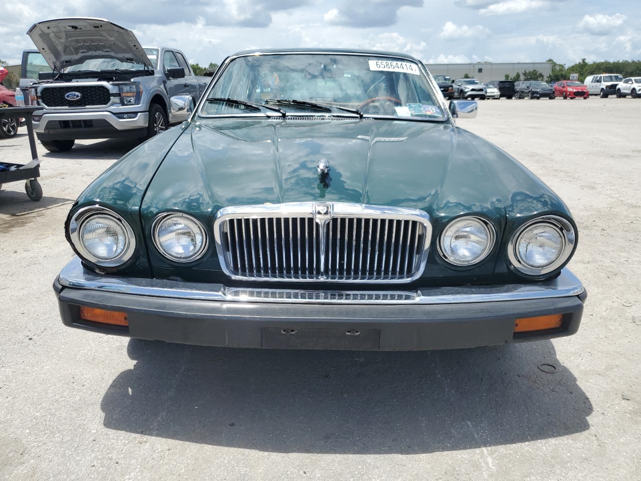 SAJAV134XHC466749 1987 Jaguar Xj6