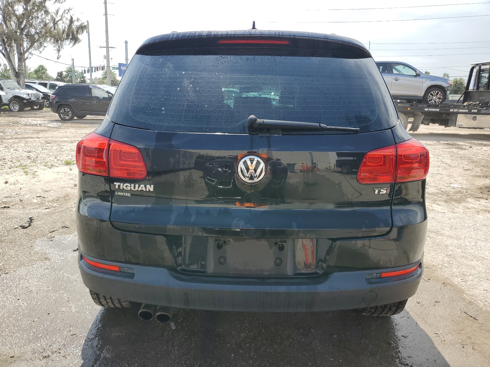 WVGAV7AX9HK043967 2017 Volkswagen Tiguan S