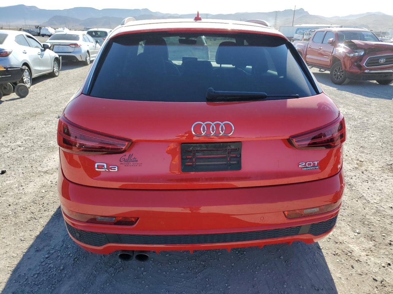 WA1JCCFS5JR005952 2018 Audi Q3 Premium Plus